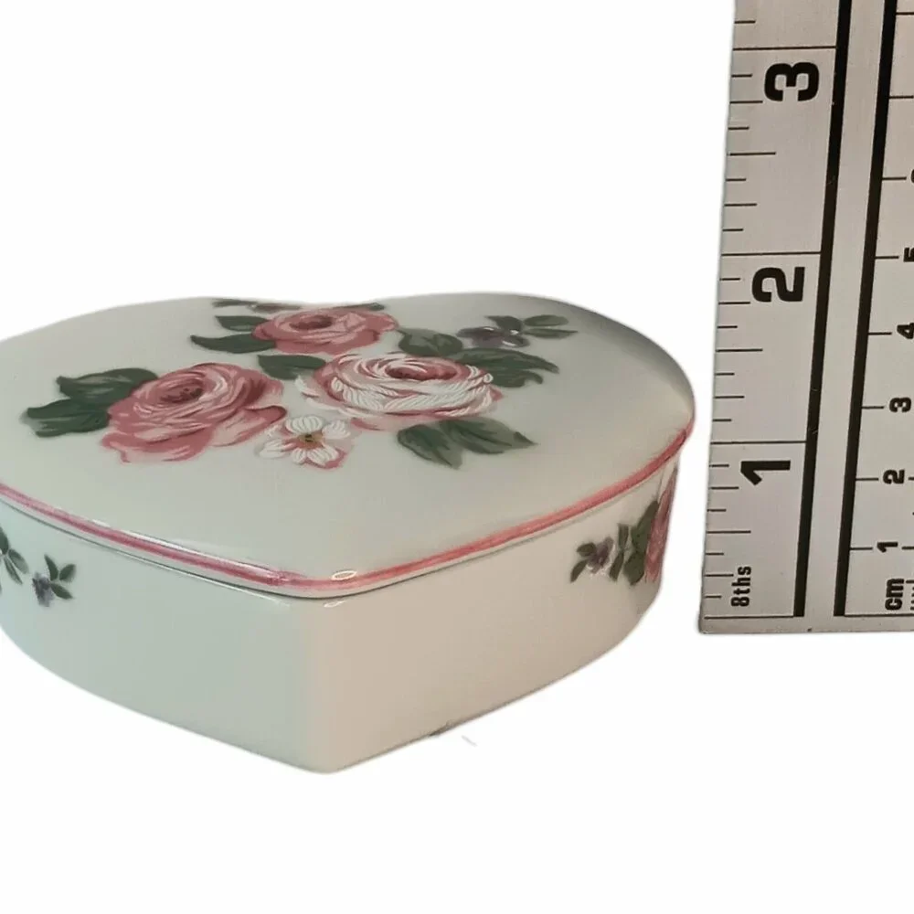 Heart Shaped Floral Trinket Box with Lid Vintage Made in Japan